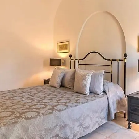 Charme Of Villa Capannina-3